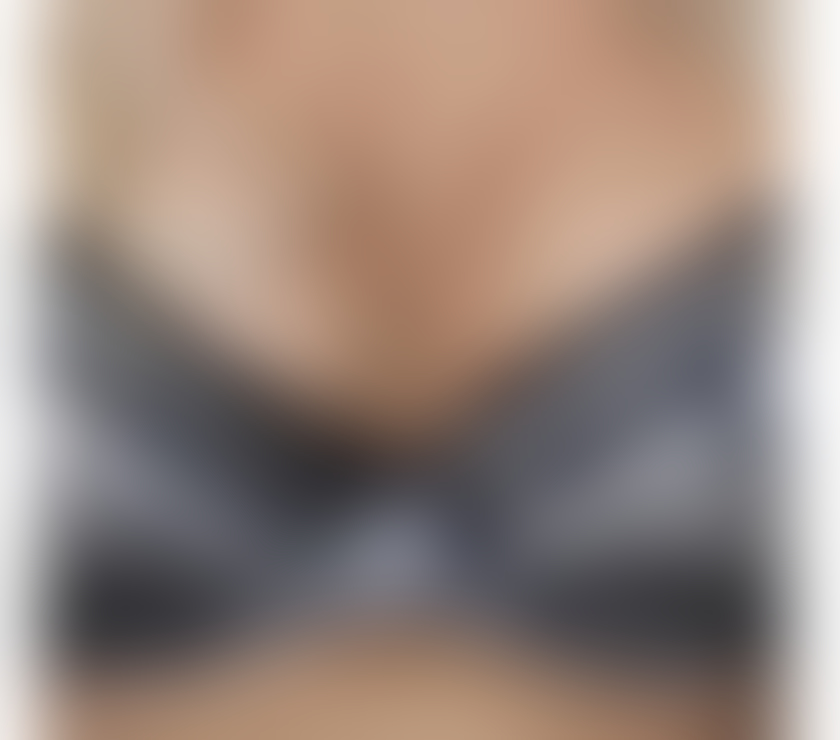 Escorts Essex Basildon - Photos for KELLY ,very very busty blonde Milf - Basildon